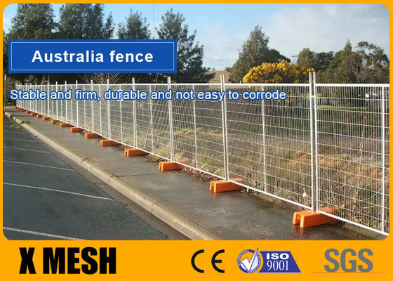 Barrière provisoire pré galvanisée Mesh Australia Standard With Base de 2400x2100mm