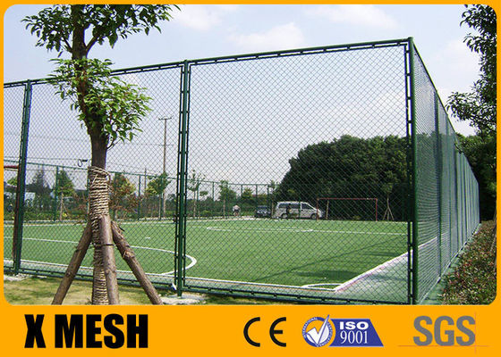 le PVC de Mesh Fencing classé par football de maillon de chaîne de taille de 6m a enduit la barrière de maillon de chaîne